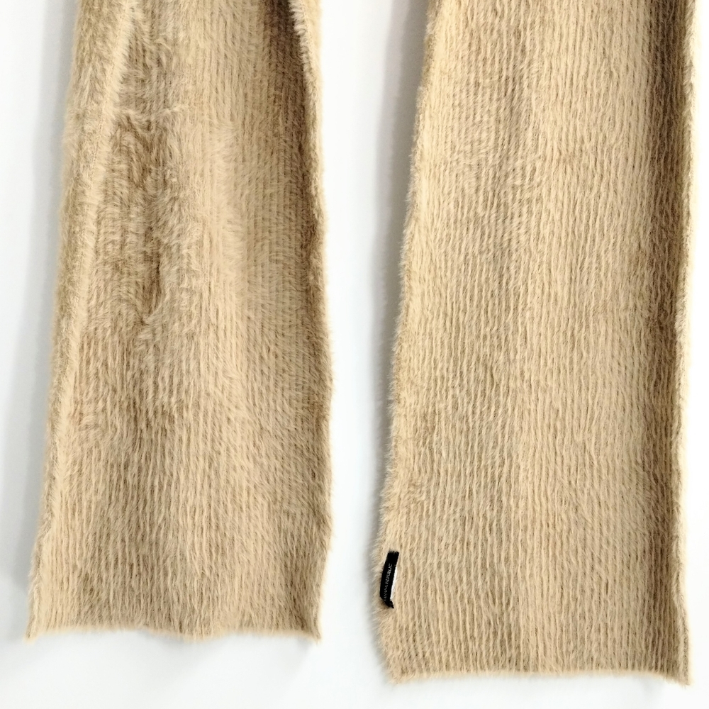 Banana‎ Republic Camel Tan Ribbed Eyelash Chenille Scarf - Picture 5 of 9